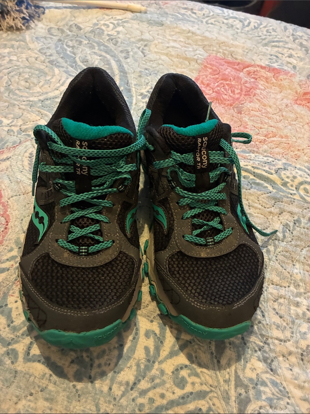 🎉SALE🎉Saucony Trail Running Shoes in Teal and Gray